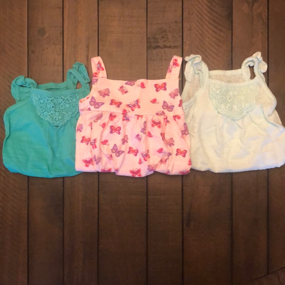 🌼 3 Tank Tops onsies